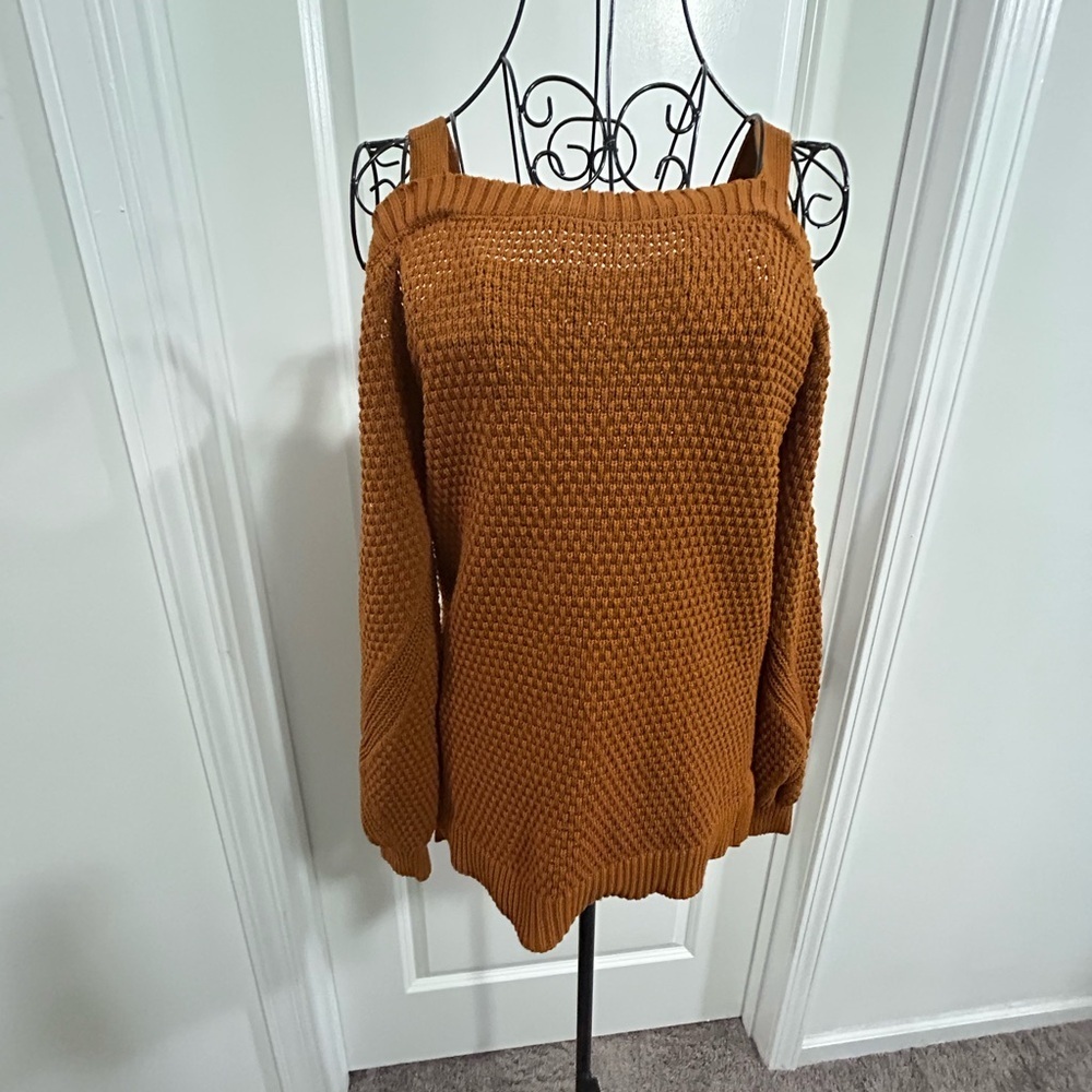 Maurice's‎ Women's Chestnut Brown Sweater